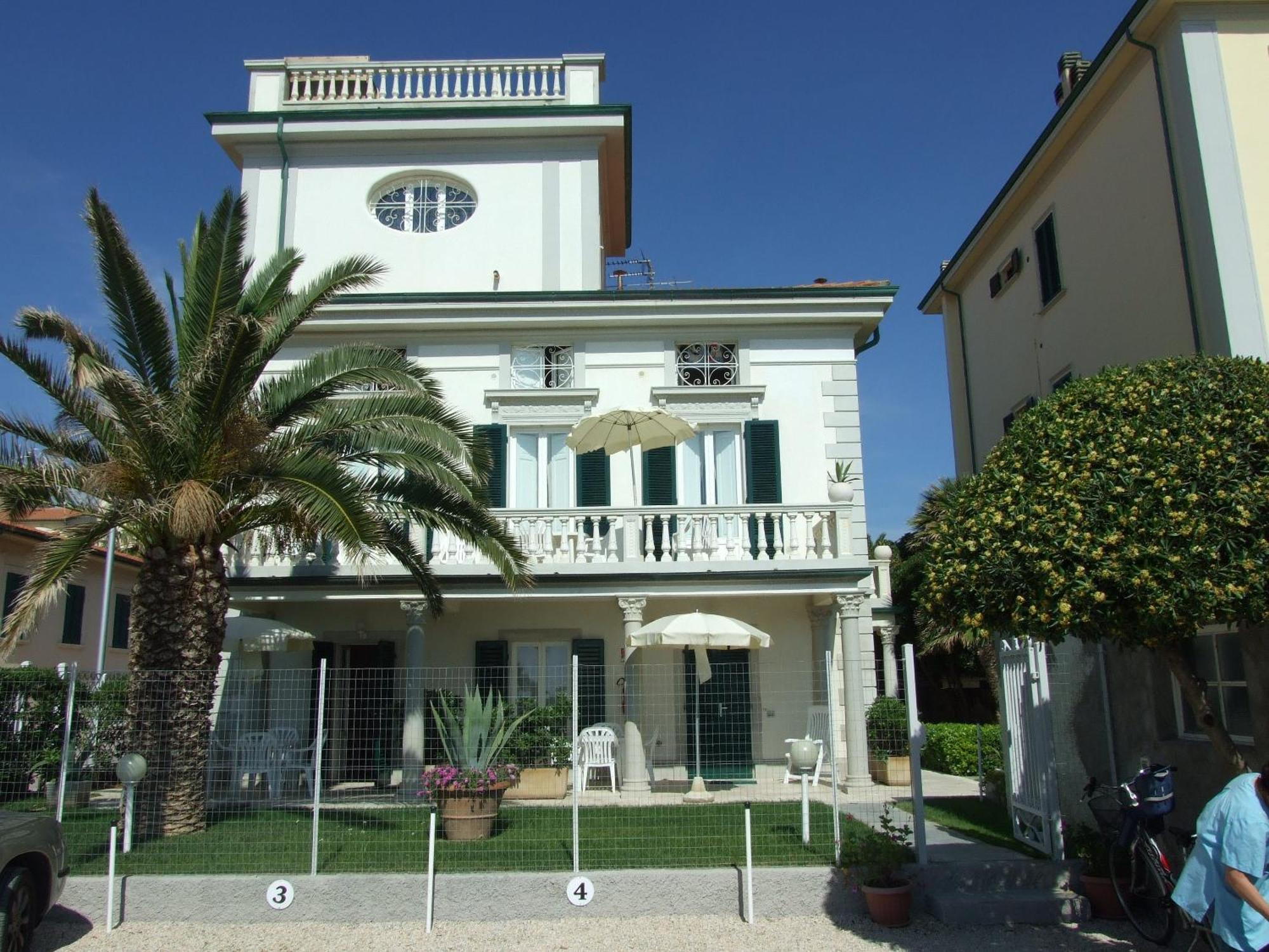 Residence Villa Piani Сан-Винченцо Экстерьер фото